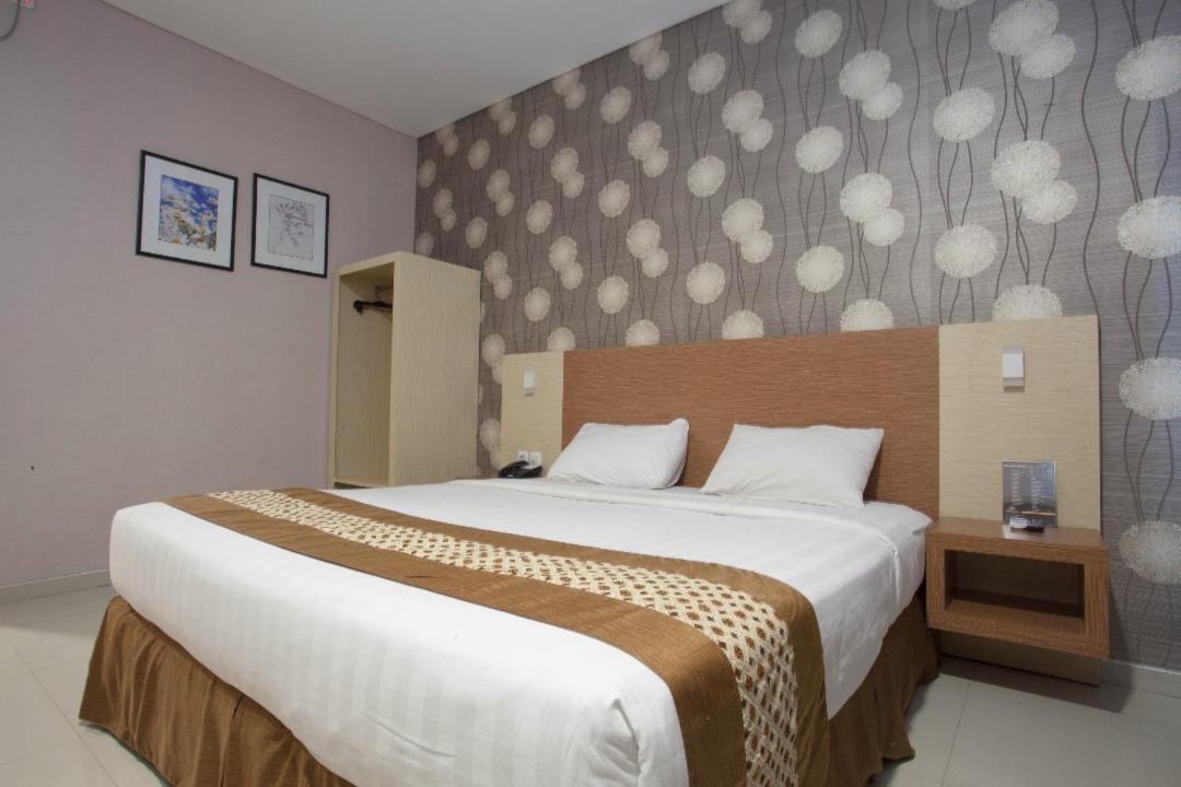 Neo Cempaka Hill Hotel Jembel Eksteriør bilde